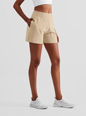 Golf & Activewear Shorts - Beige